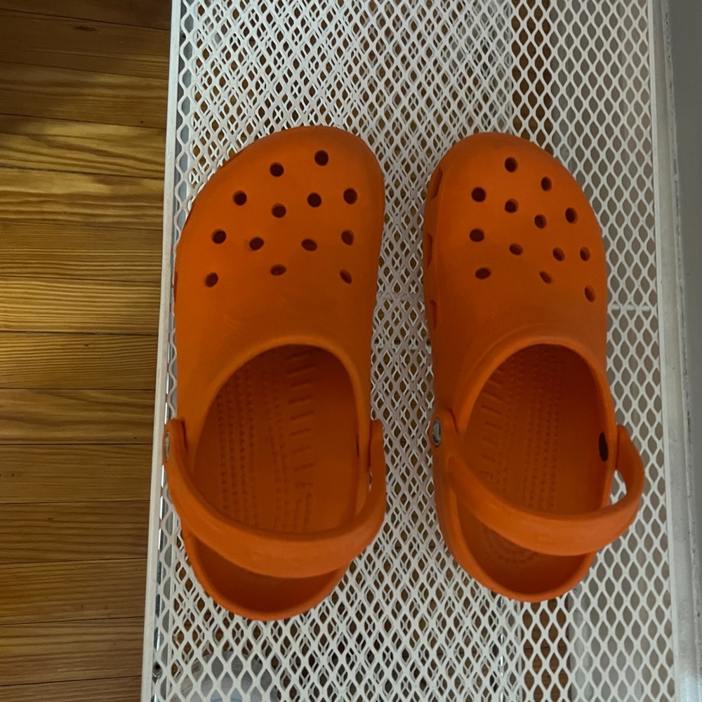 Slightly used Crocs  size 8-9, men’s size 6-7